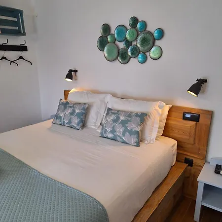 Lovin Book Πανσιόν 3*